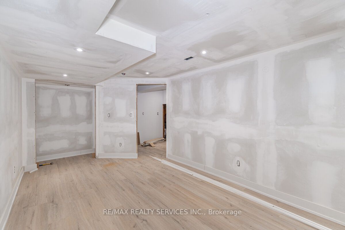 Listing W6048556 - Large Photo # 37