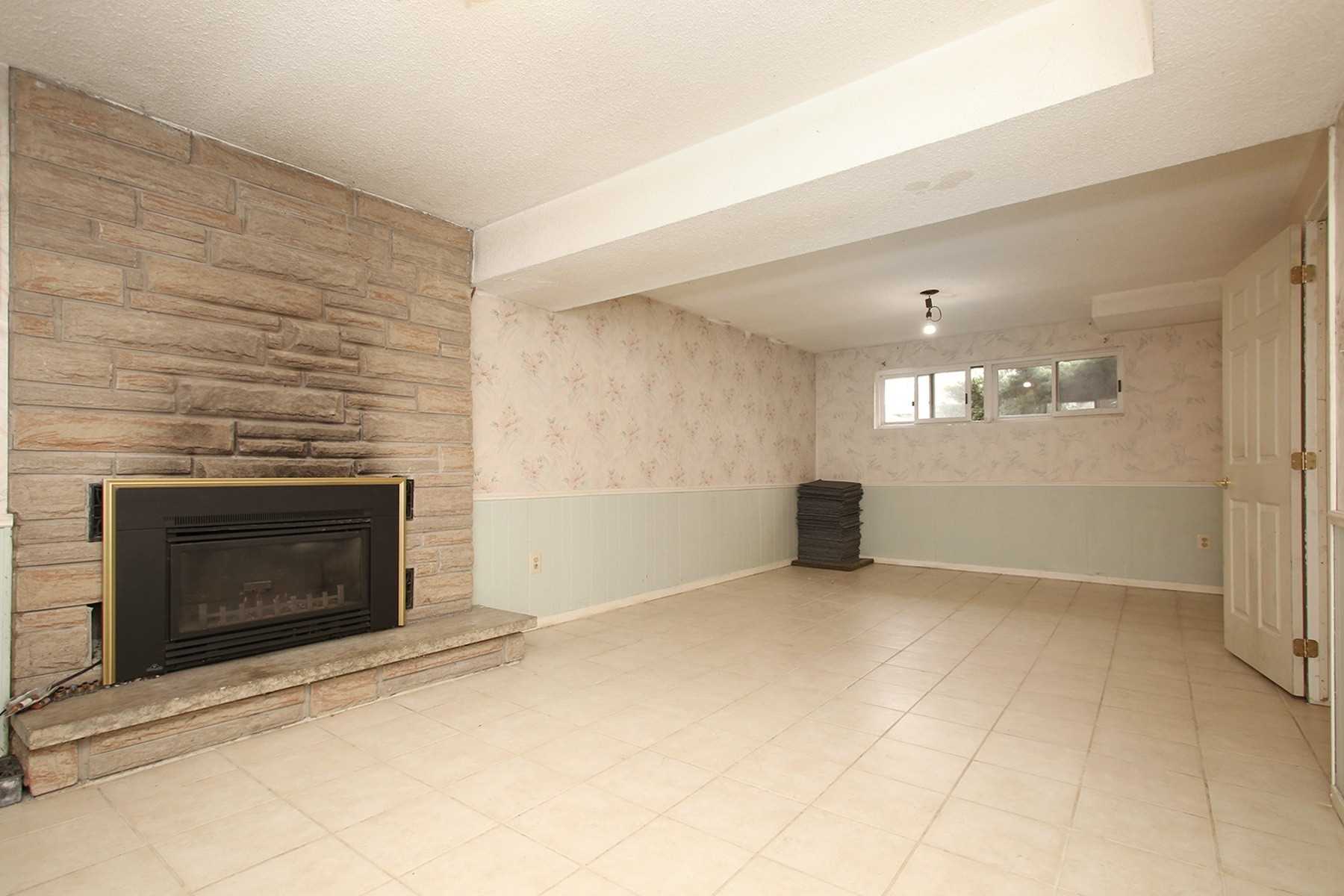 3337 Rhonda Valley