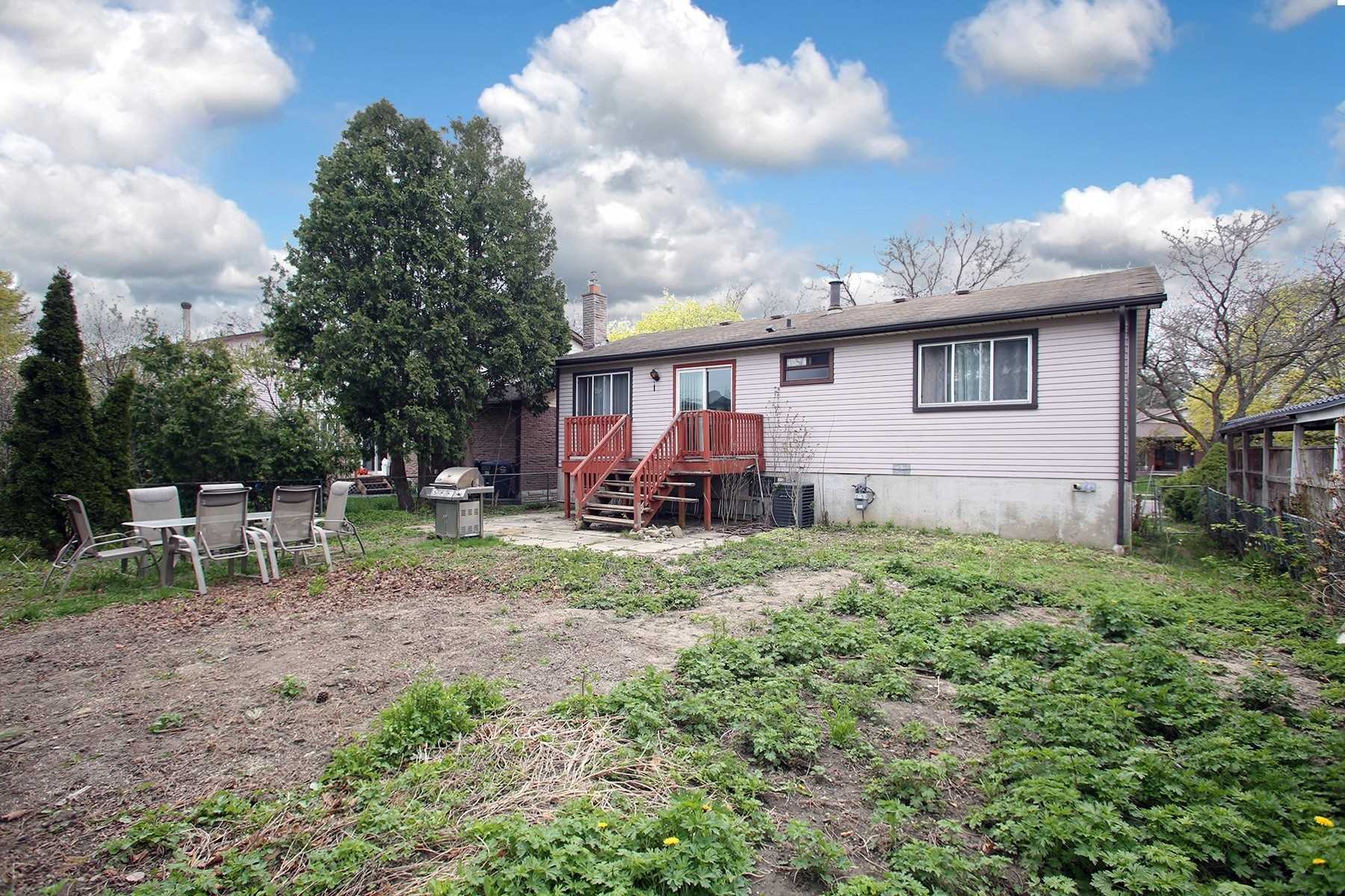 3337 Rhonda Valley