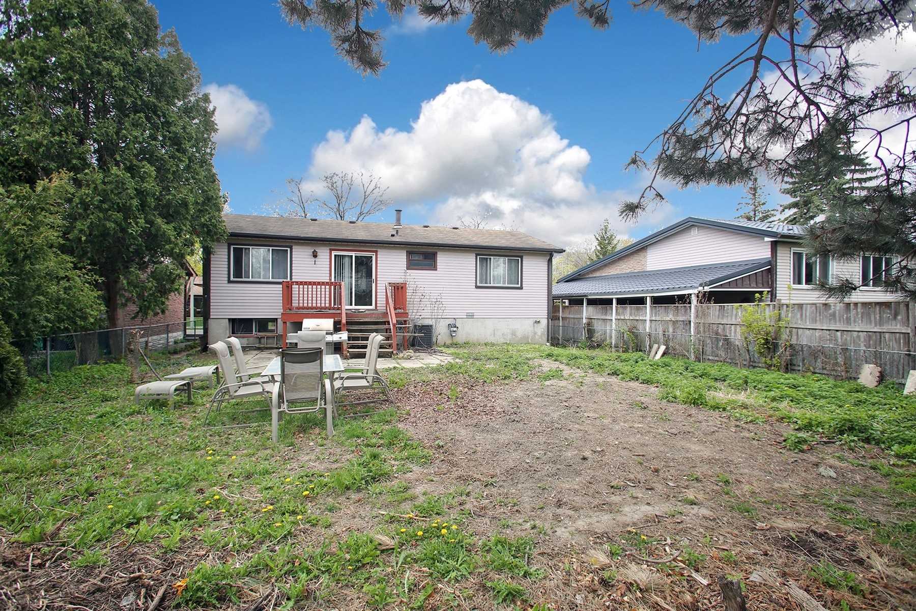 3337 Rhonda Valley