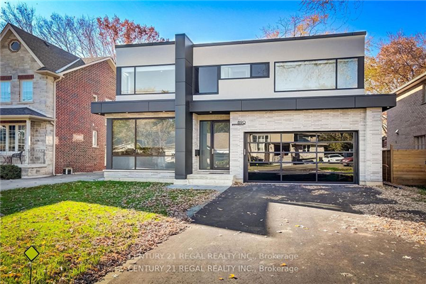 890 Beechwood Ave, Mississauga