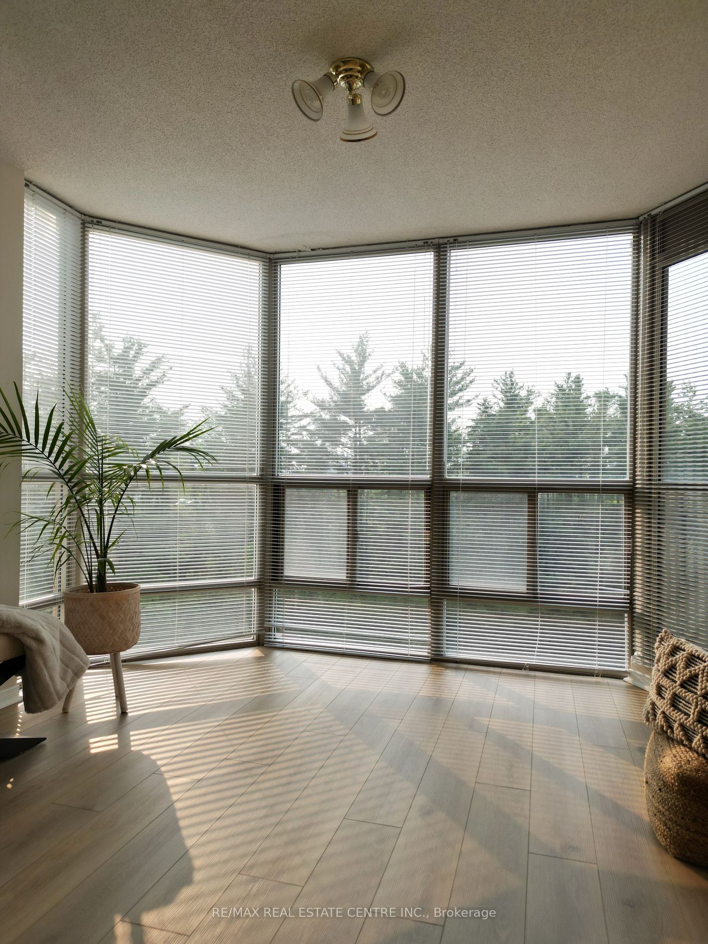 Listing W6048800 - Large Photo # 9