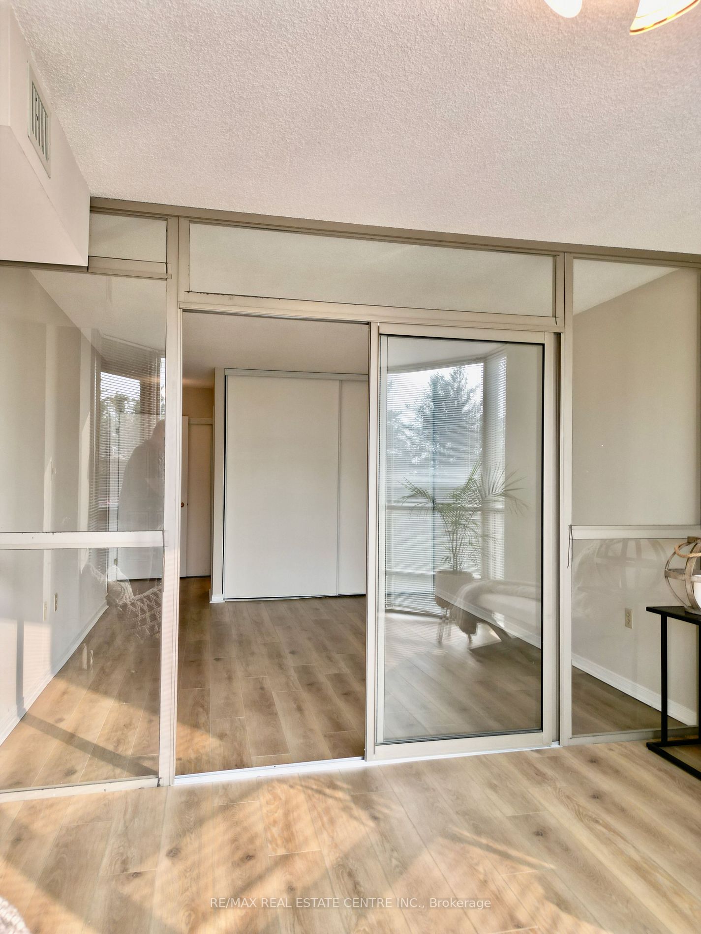 Listing W6048800 - Large Photo # 17