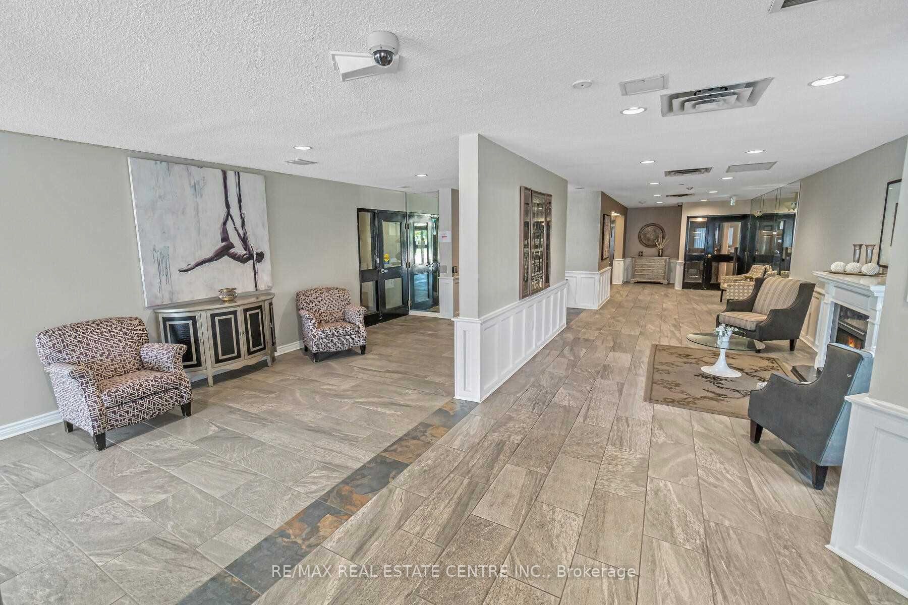 Listing W6048800 - Large Photo # 3