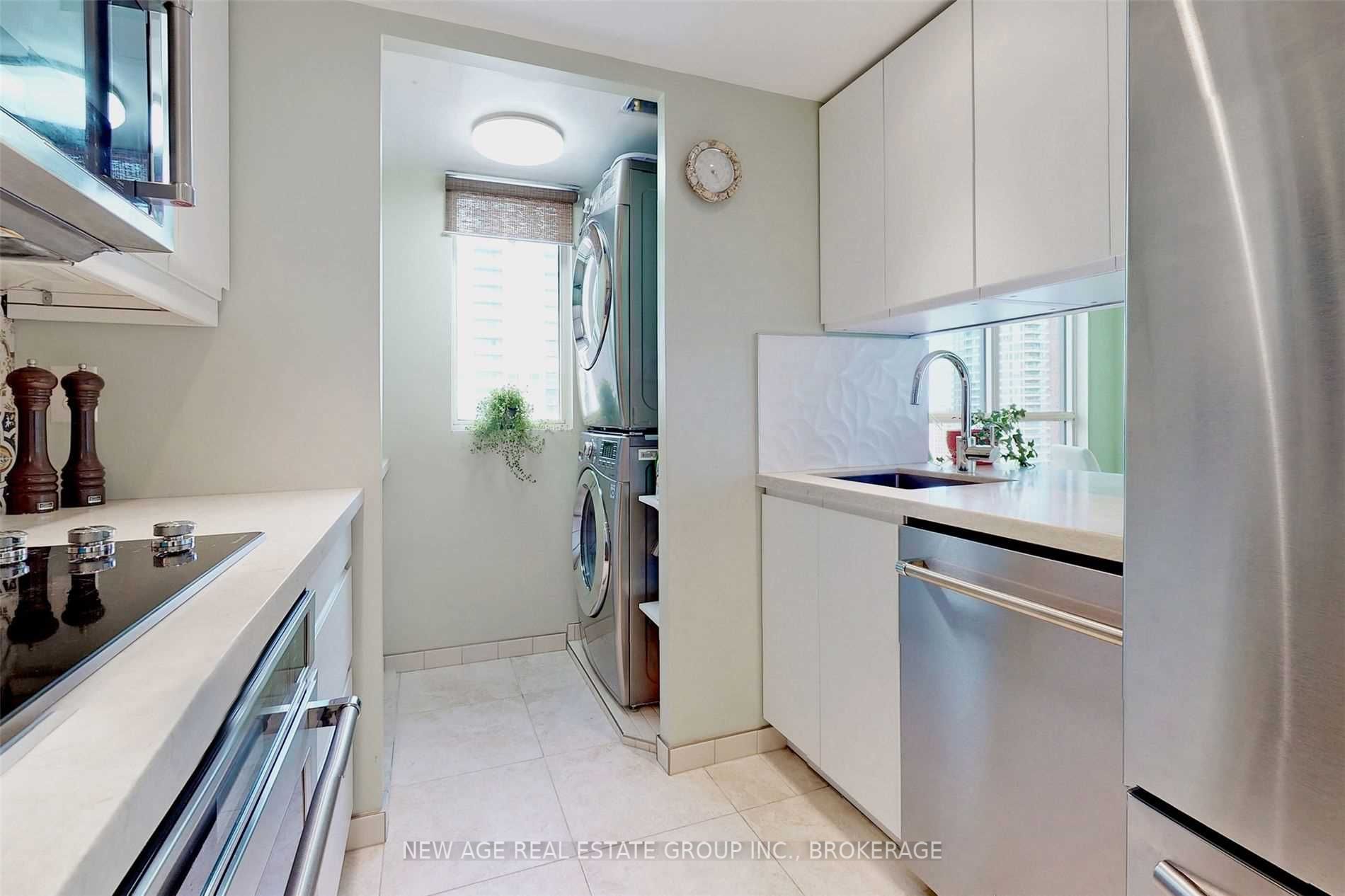 265 Enfield Pl, #1710