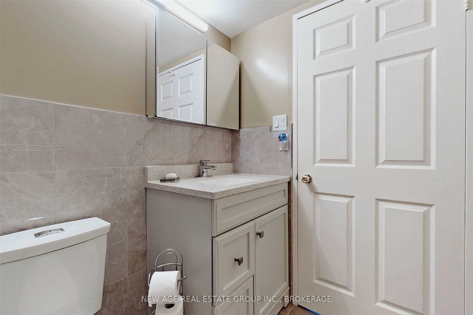 265 Enfield Pl, #1710