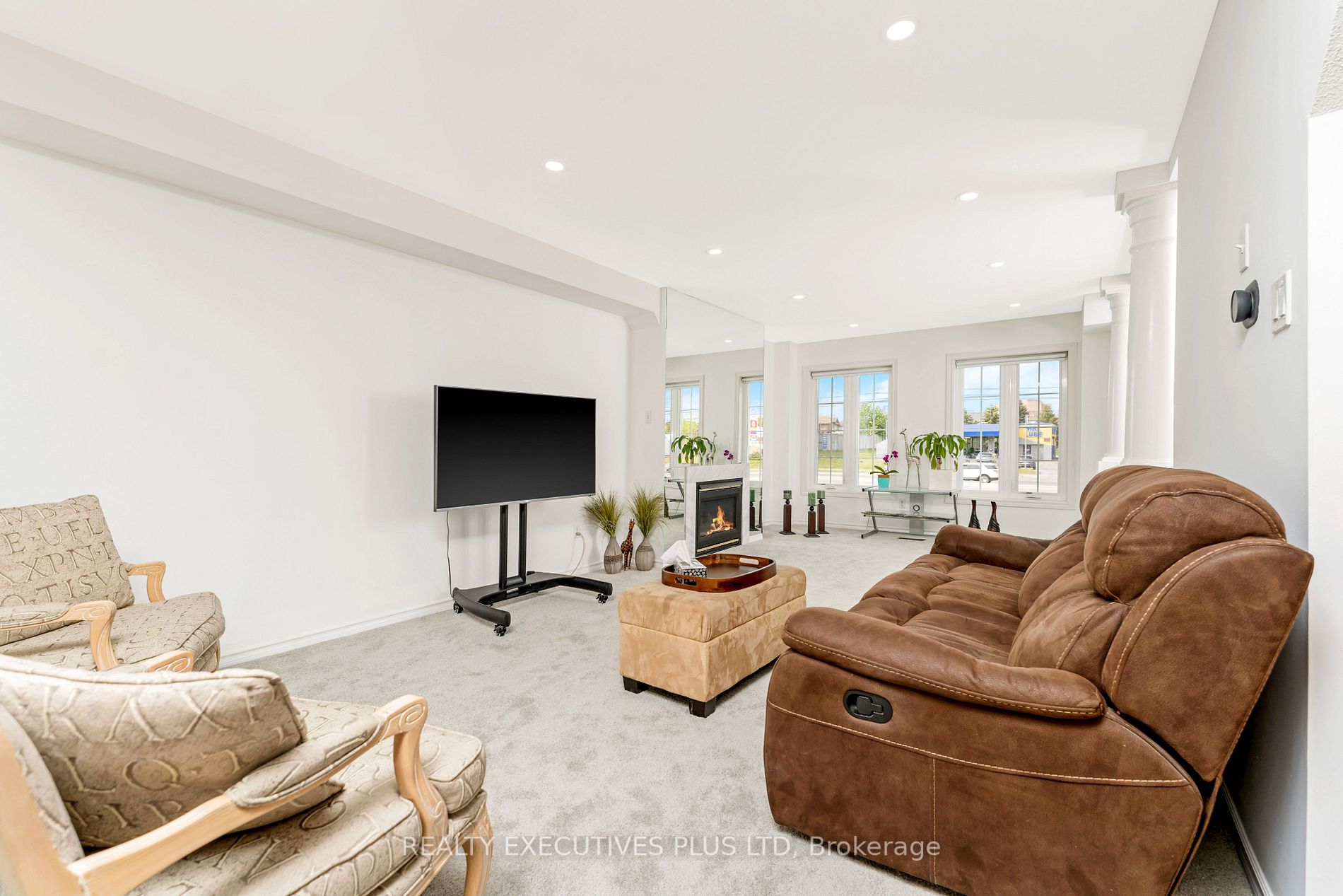 Listing W6048956 - Large Photo # 3