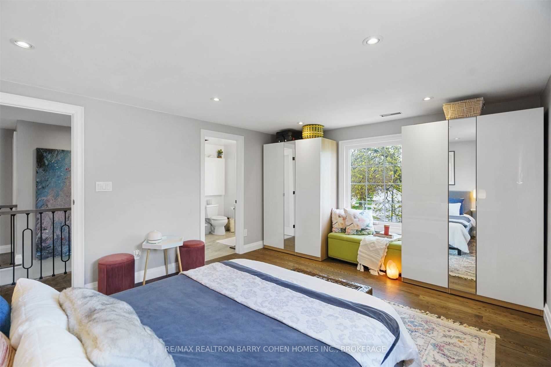 2130 Jenner Court