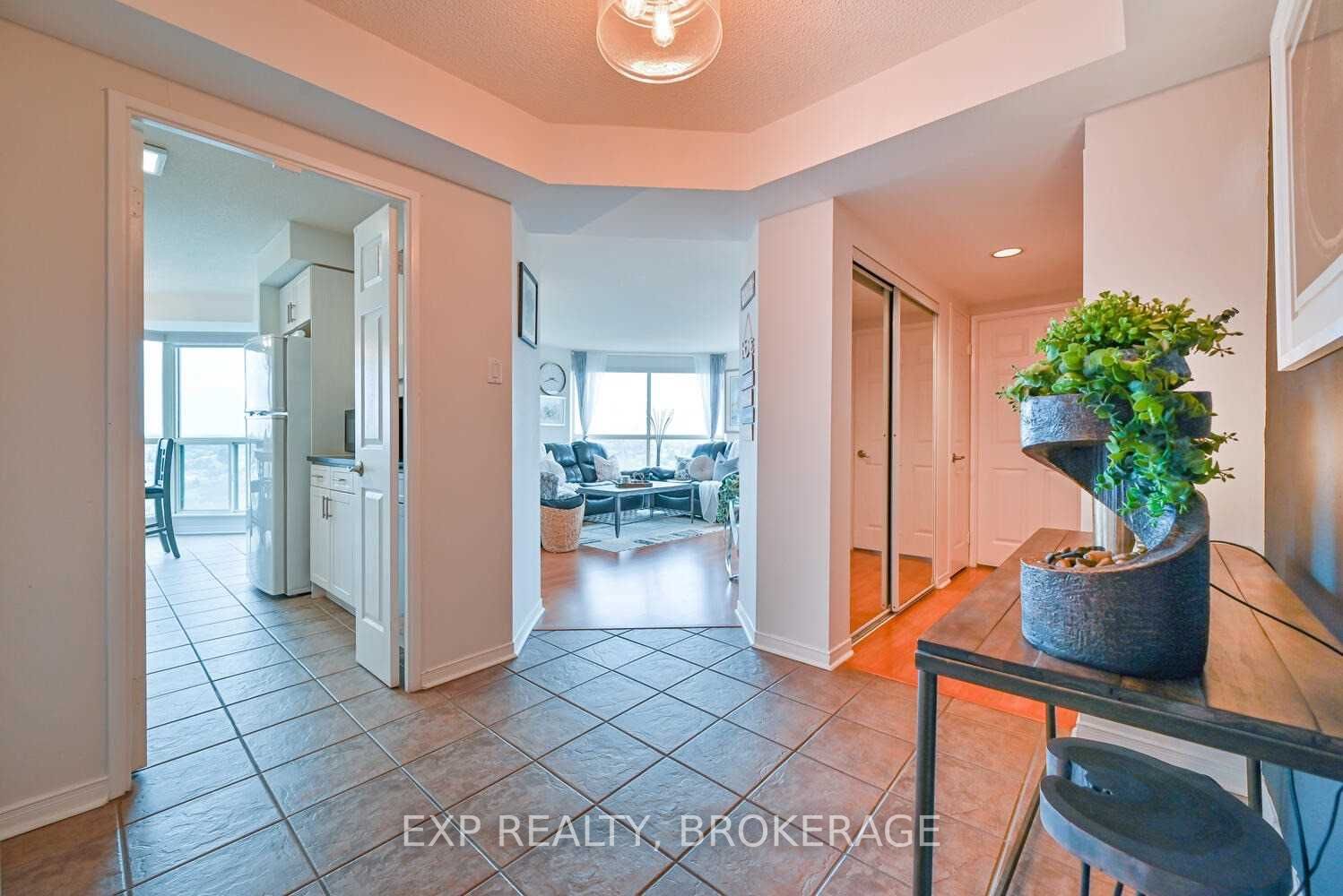 Listing W6049409 - Large Photo # 5