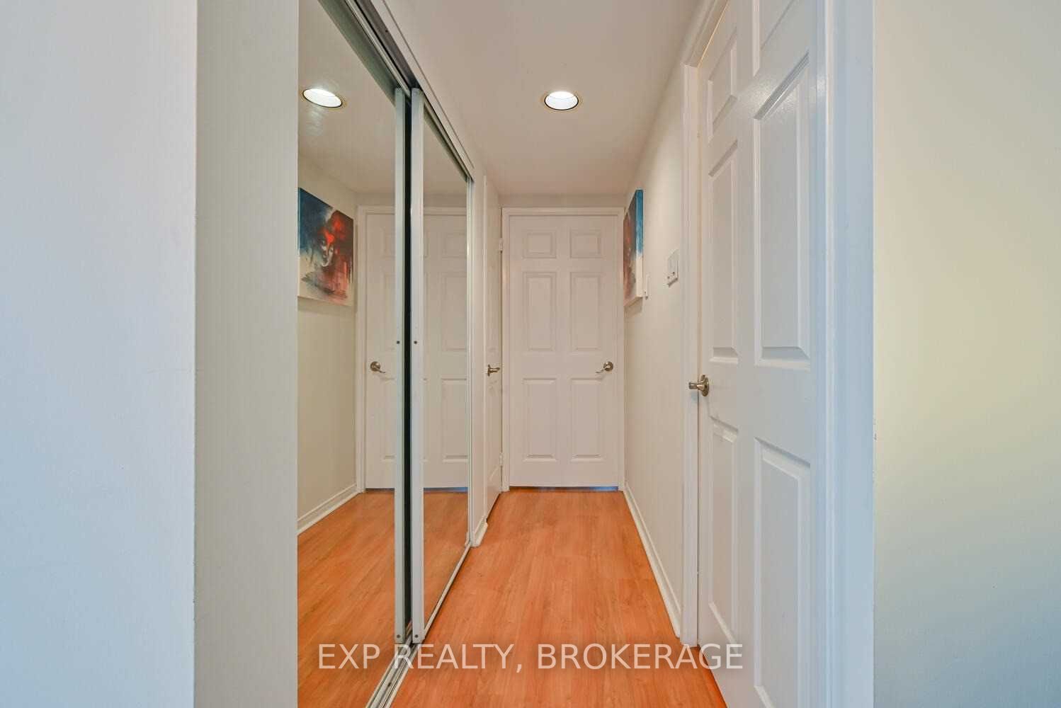 Listing W6049409 - Large Photo # 17