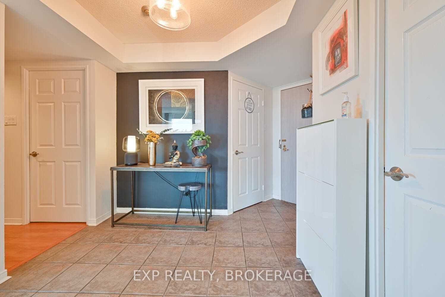 Listing W6049409 - Large Photo # 4