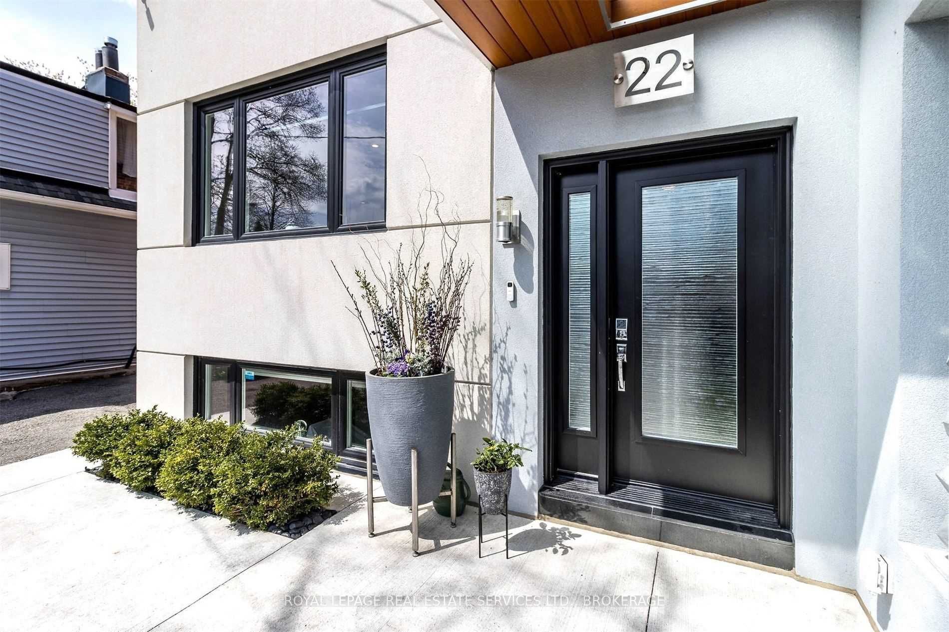 22 Branch Ave