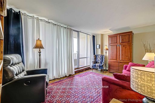 25 Four Winds Dr, #1005