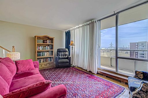 25 Four Winds Dr, #1005