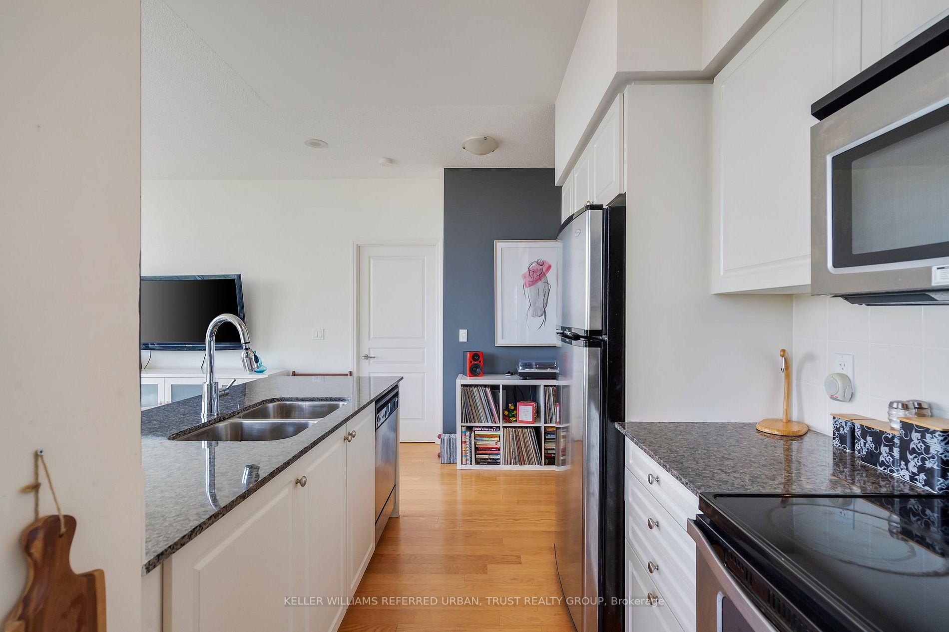 2230 Lake Shore Boulevard W #308