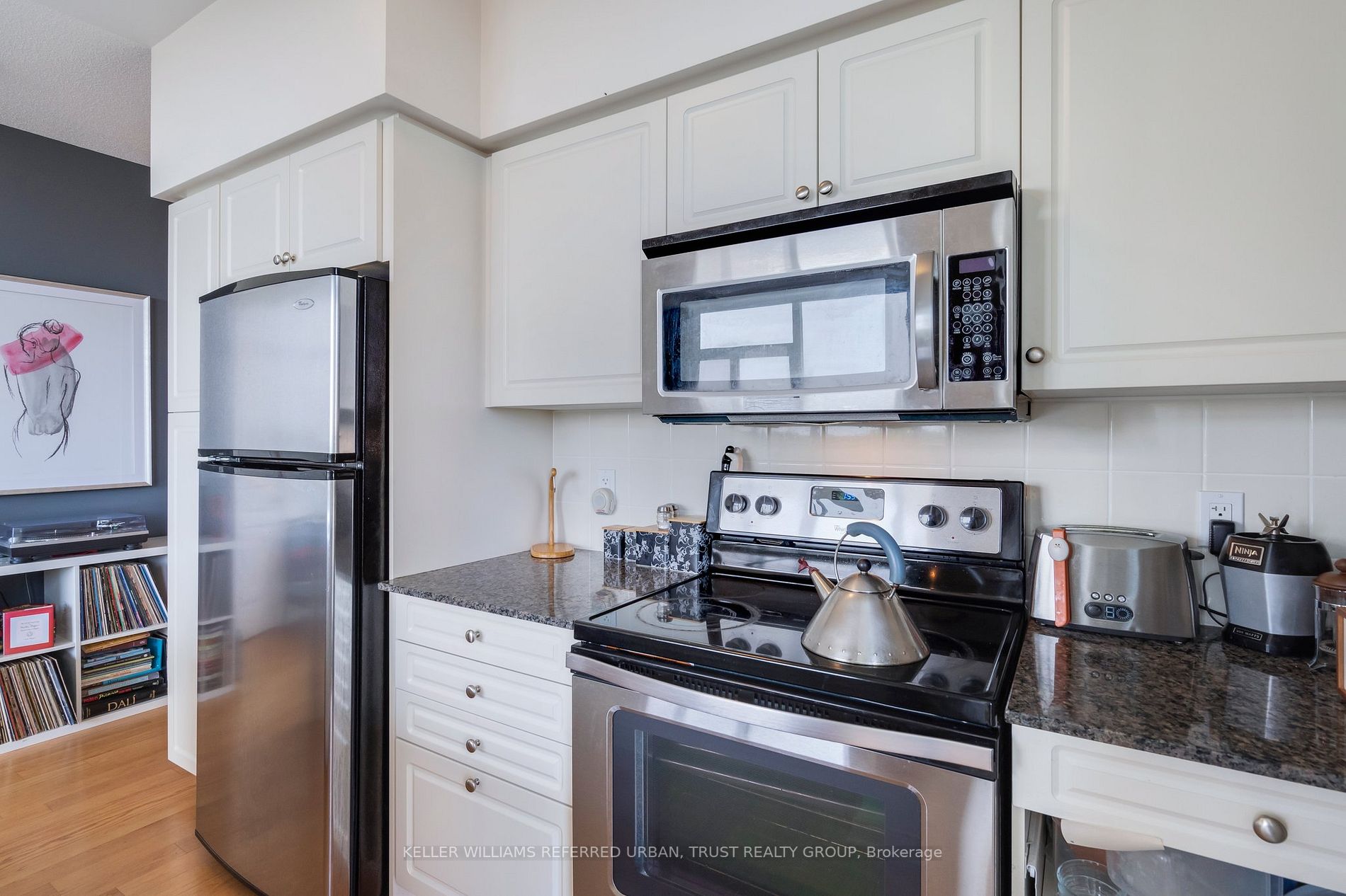 2230 Lake Shore Boulevard W #308