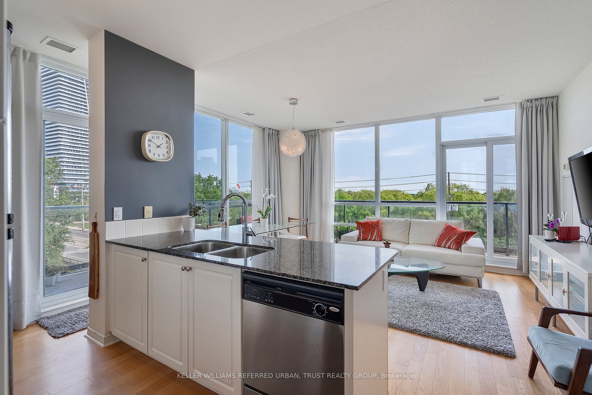2230 Lake Shore Boulevard W #308