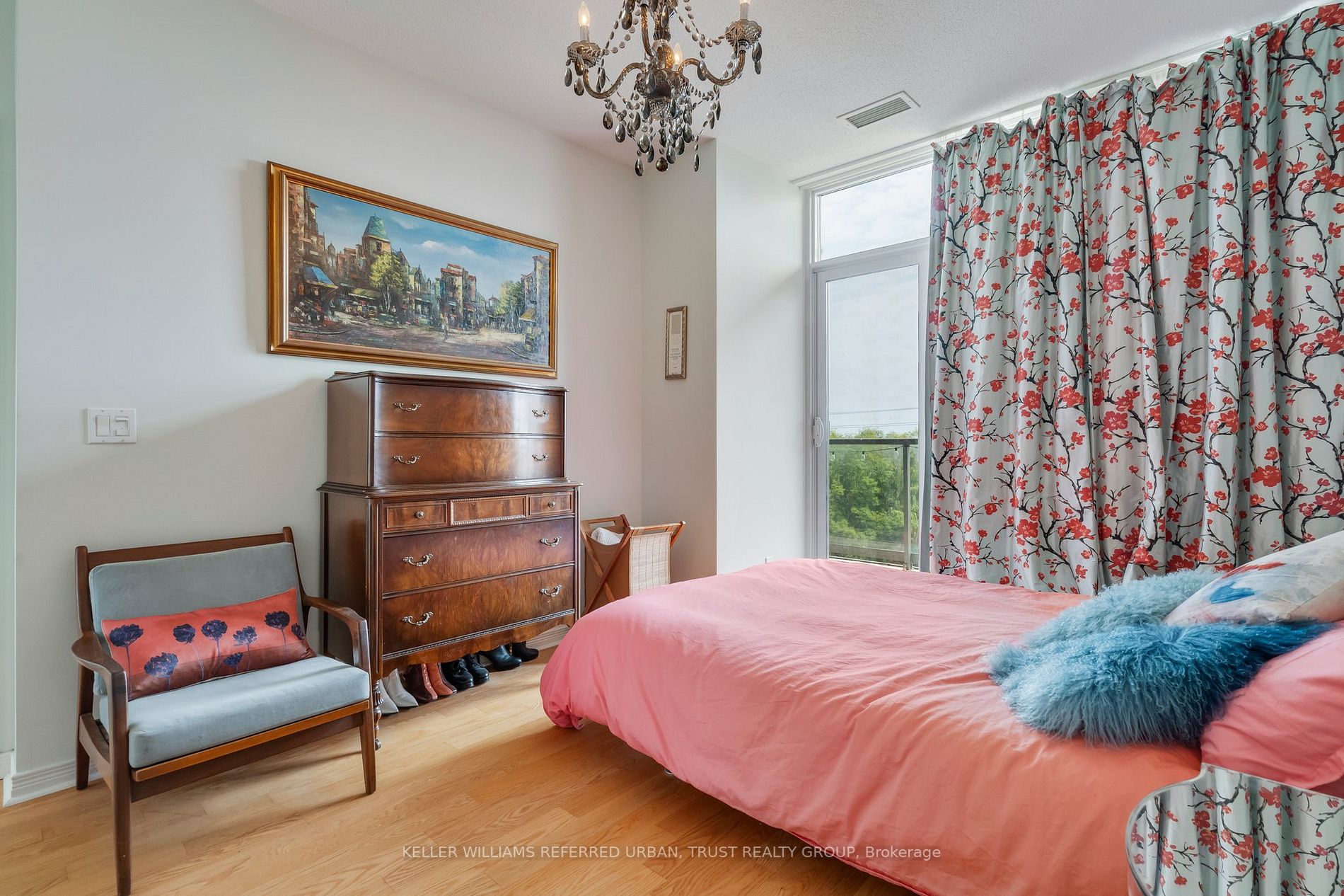 2230 Lake Shore Boulevard W #308