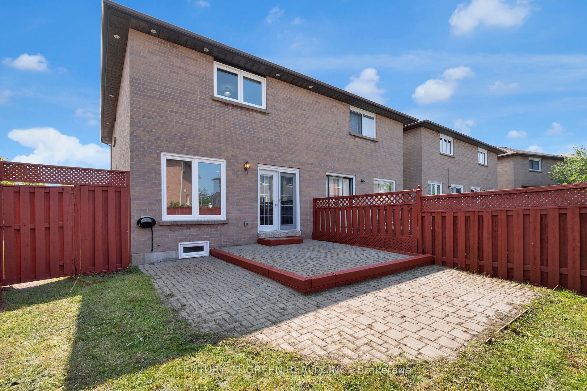 32 Woodsend Run
