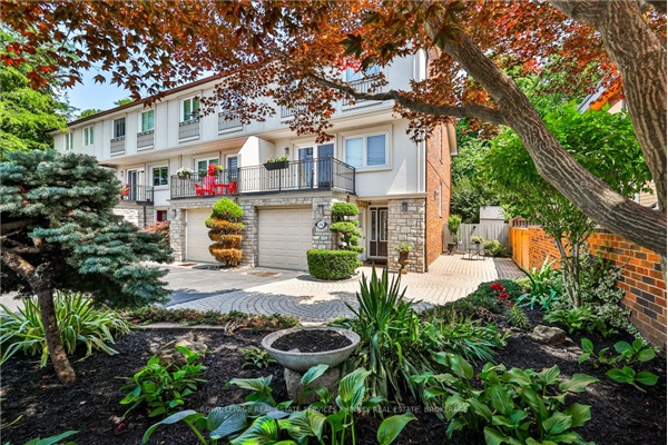 308 Robinson St, Oakville