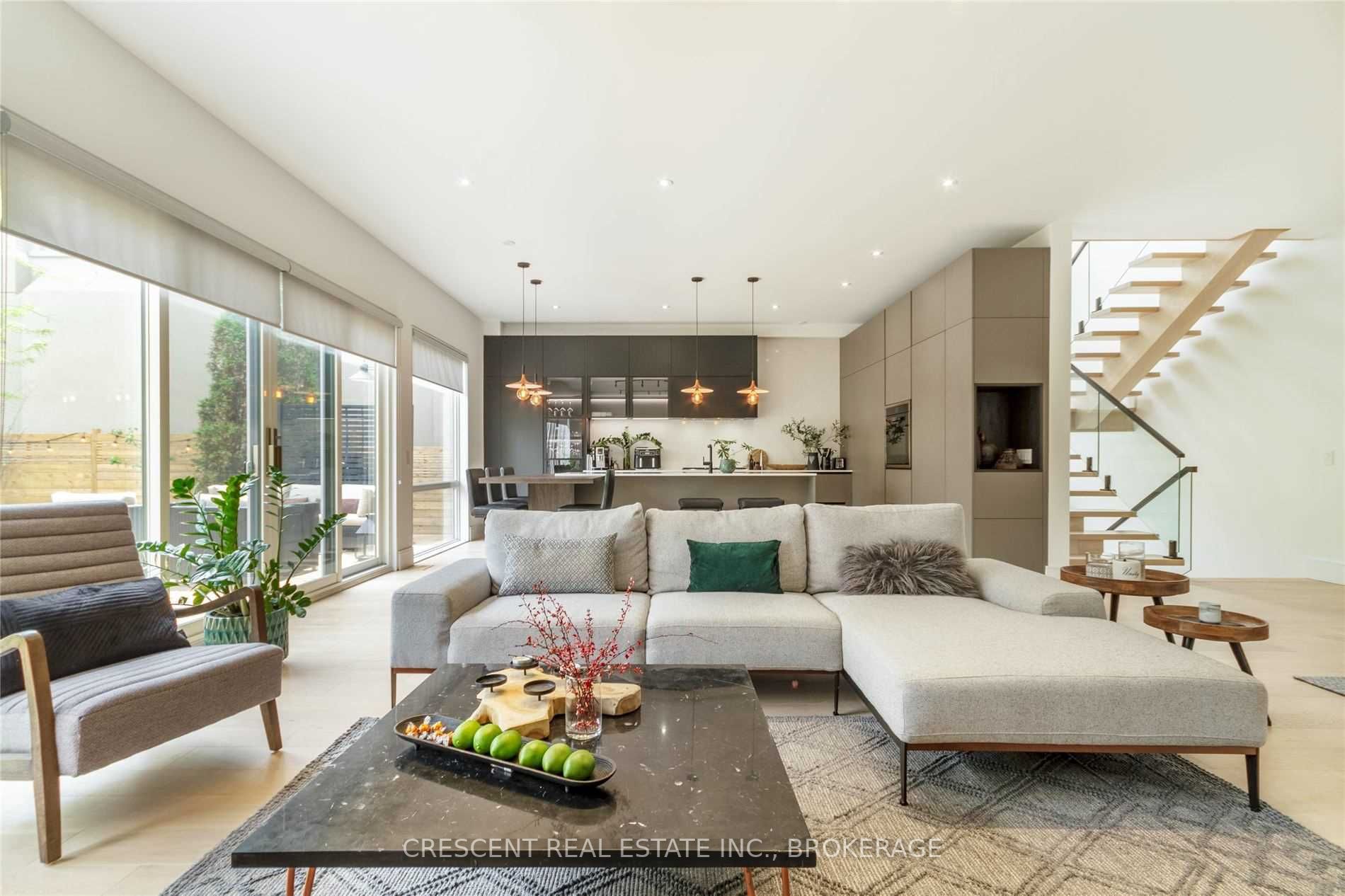 Listing W6050421 - Large Photo # 1
