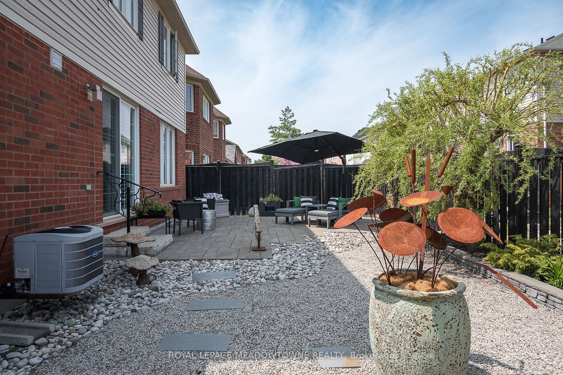 832 Rayner Court