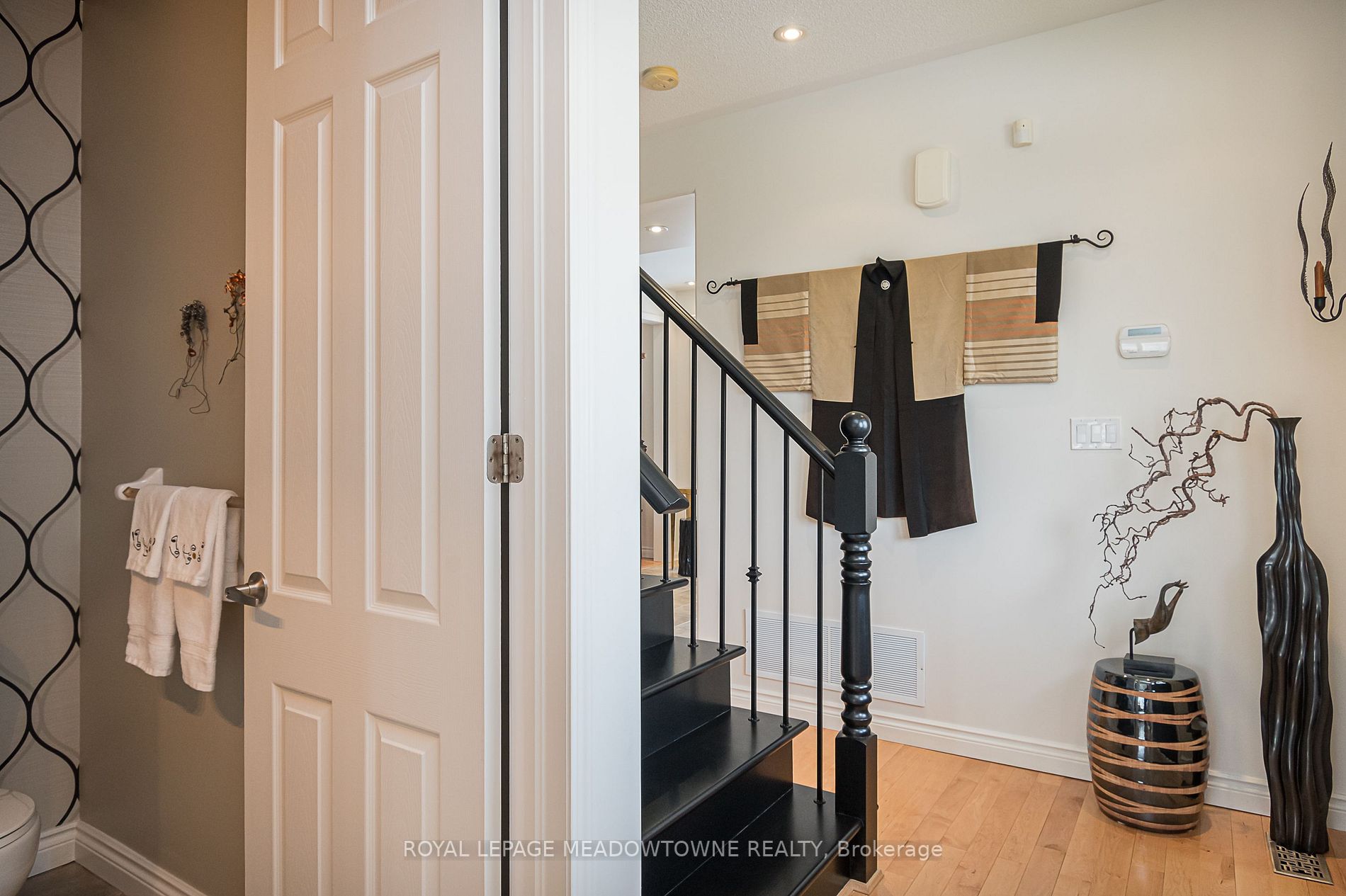 832 Rayner Court