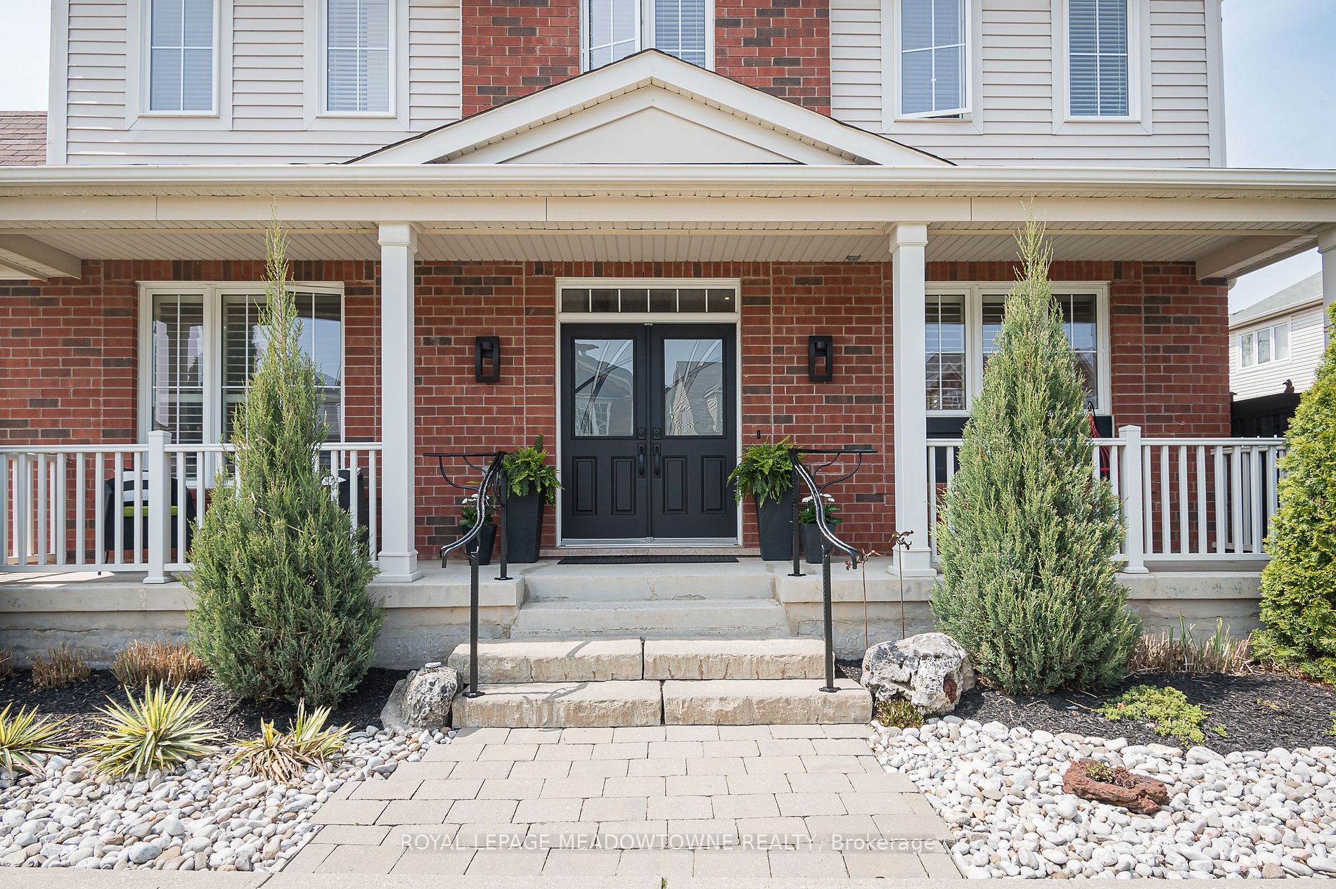 832 Rayner Court