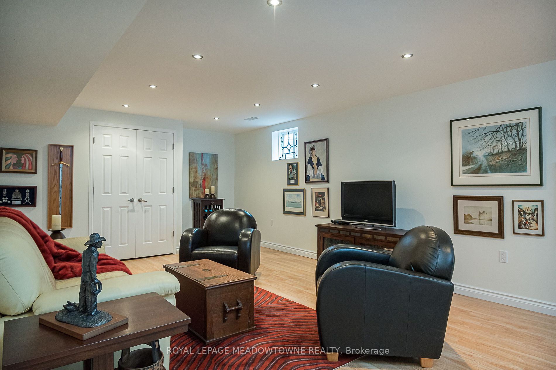 832 Rayner Court