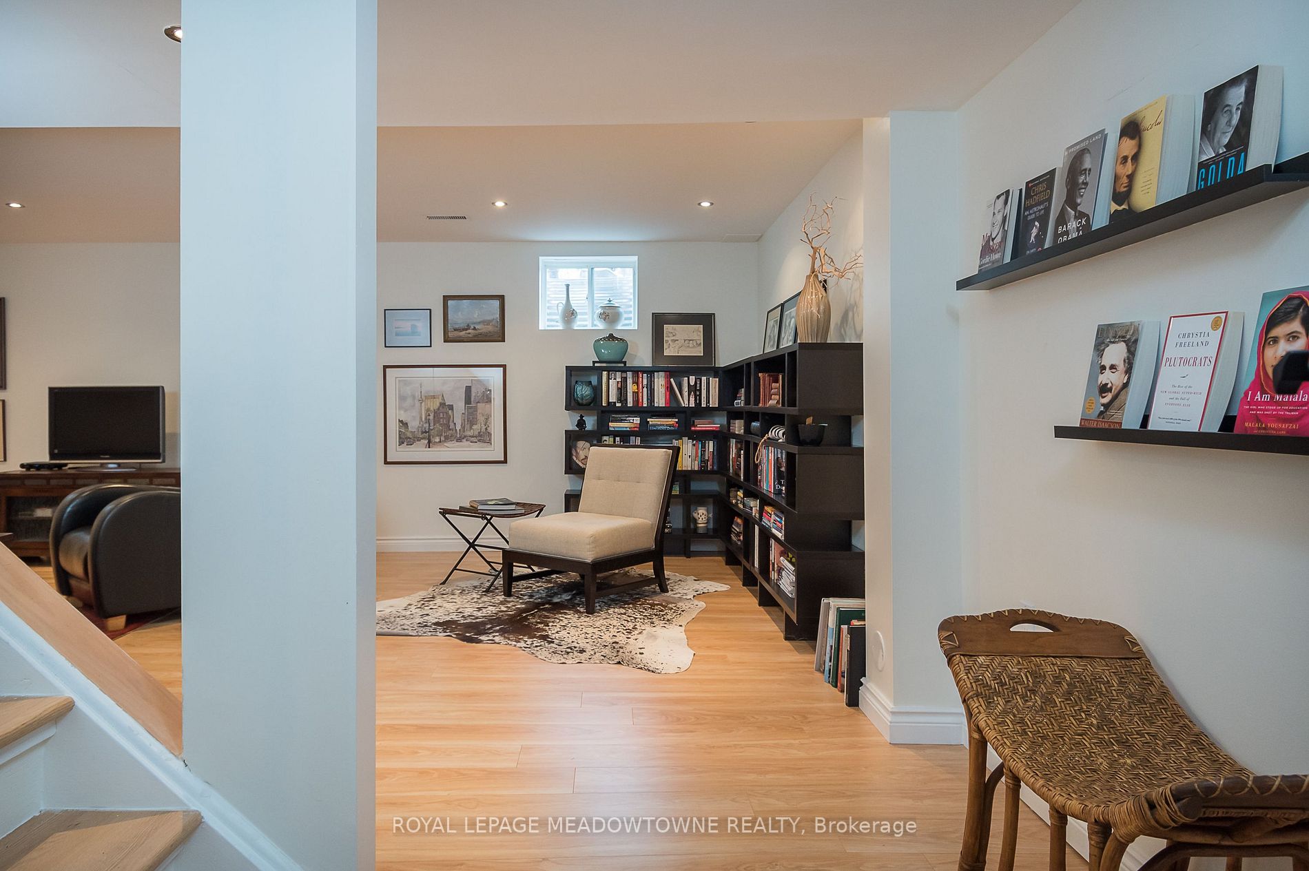 832 Rayner Court