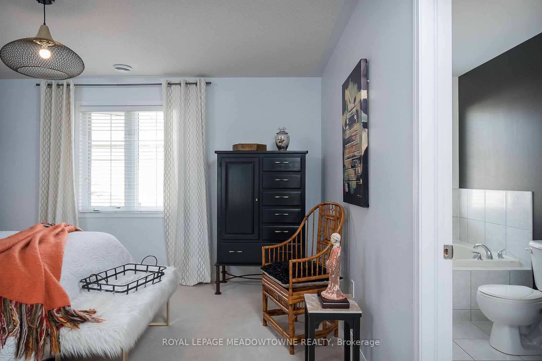 832 Rayner Court