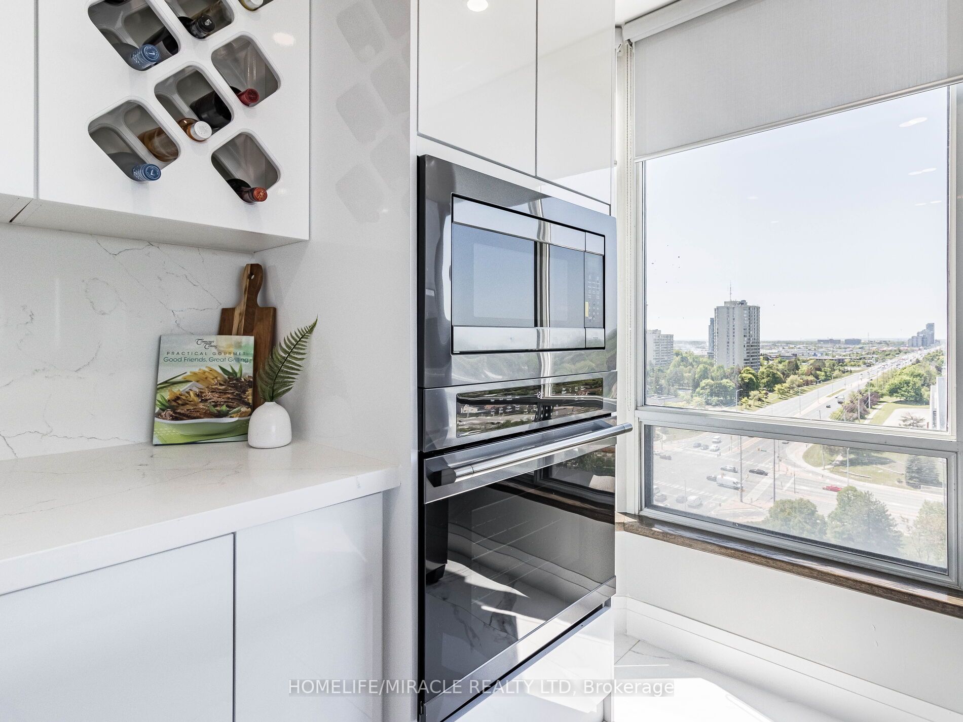 26 Hanover Rd, ##1701