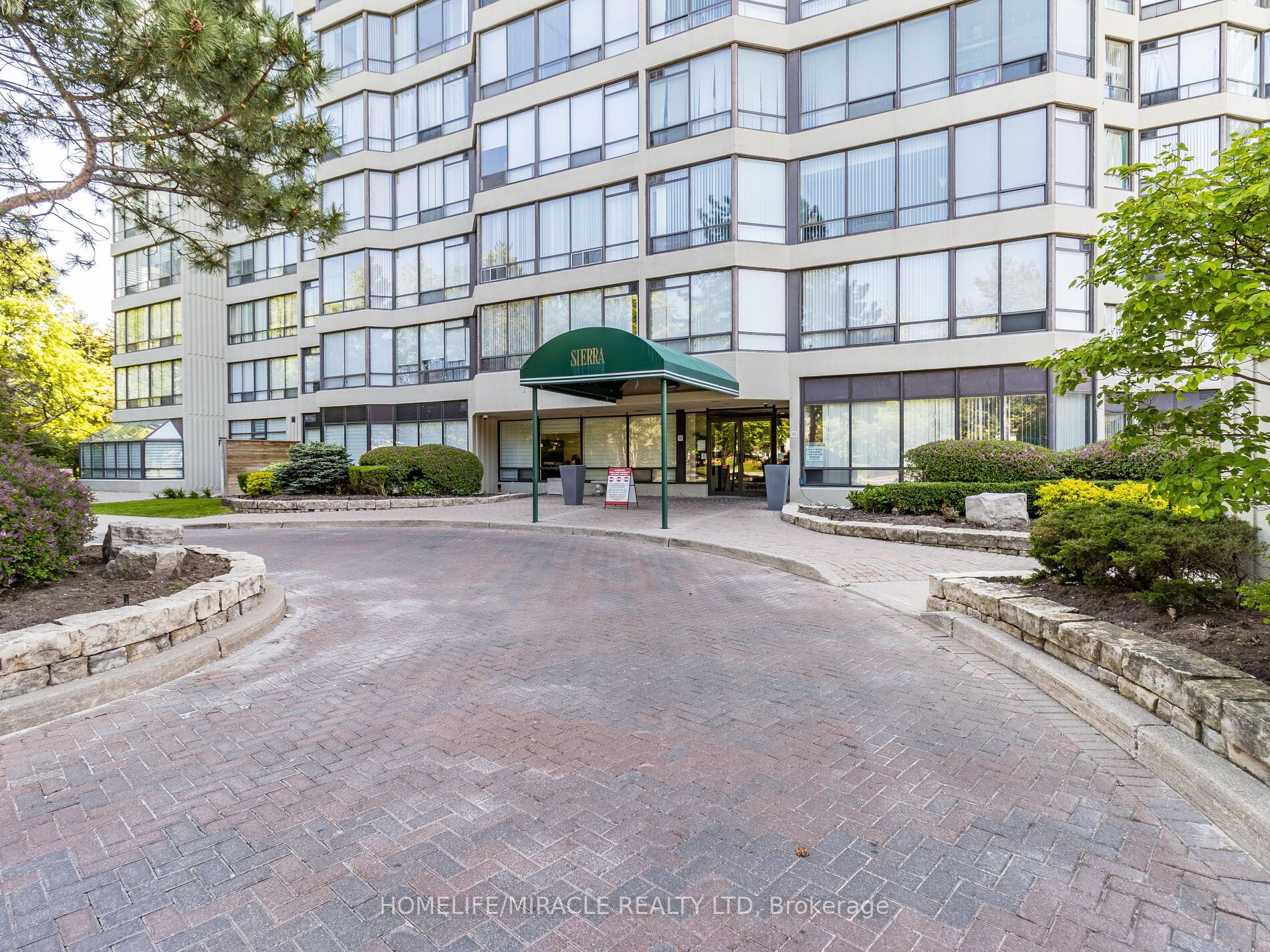 26 Hanover Rd, ##1701