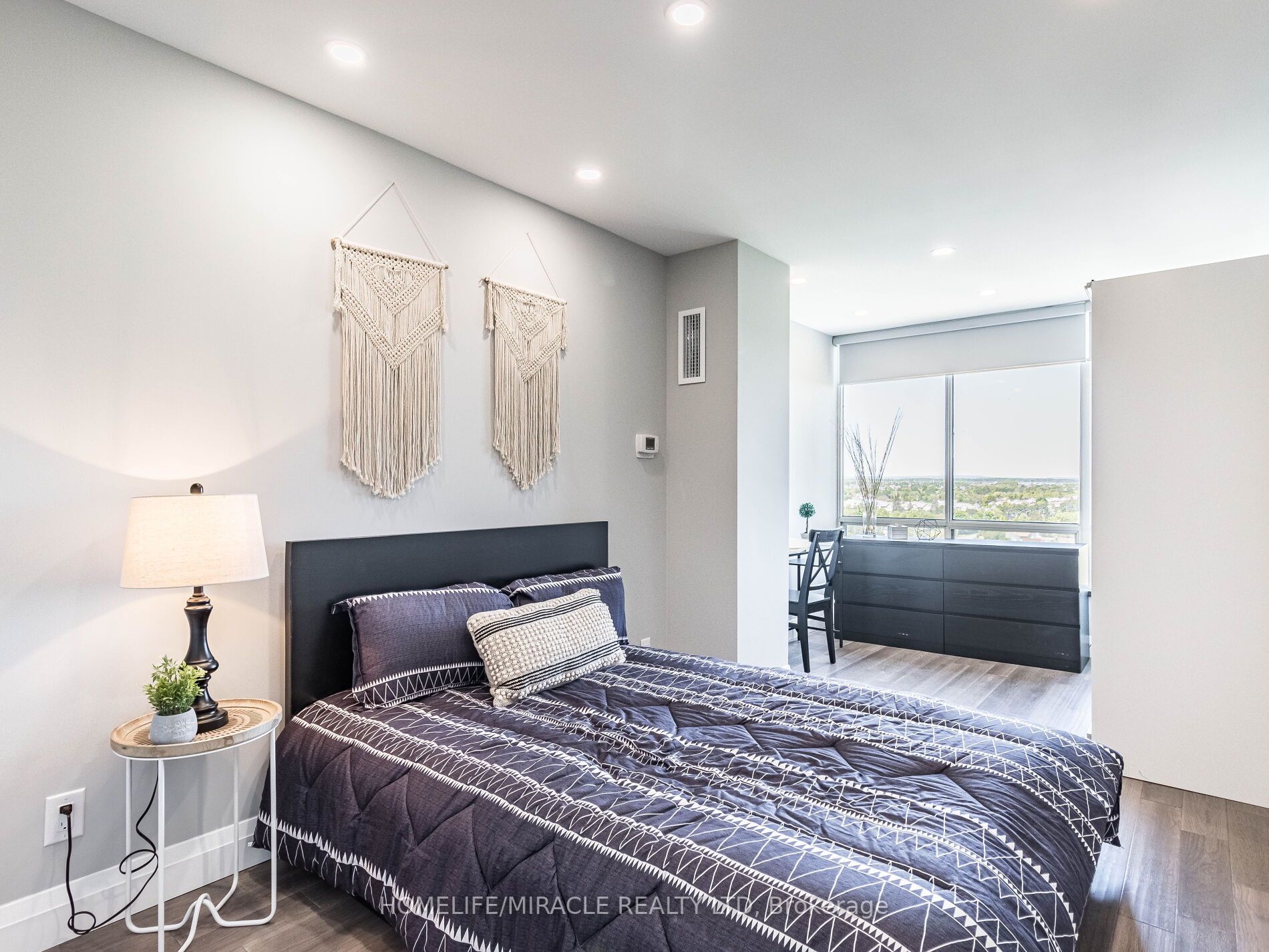 26 Hanover Rd, ##1701