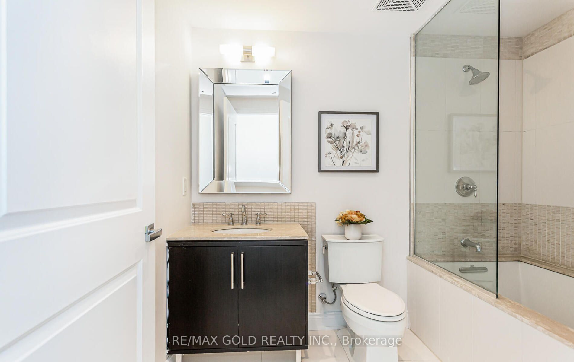 Listing W6051600 - Large Photo # 27