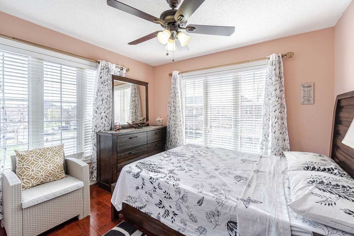 29 Long Meadow Rd