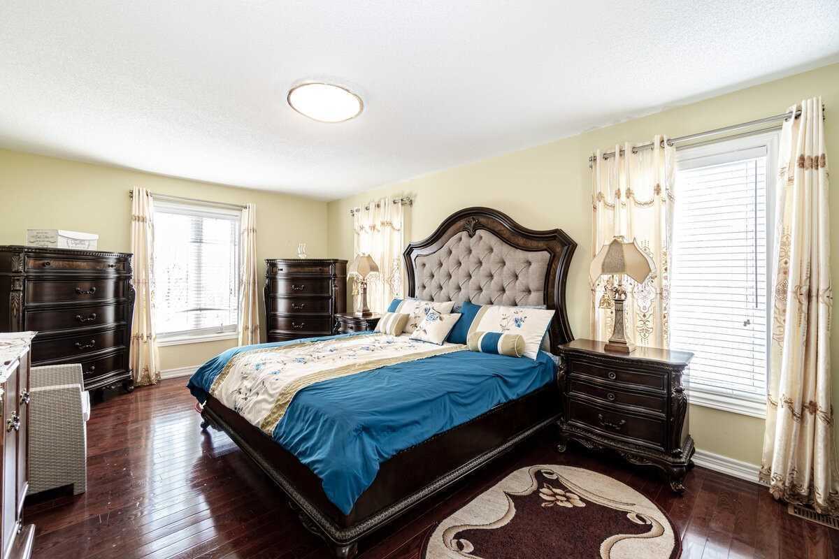 29 Long Meadow Rd