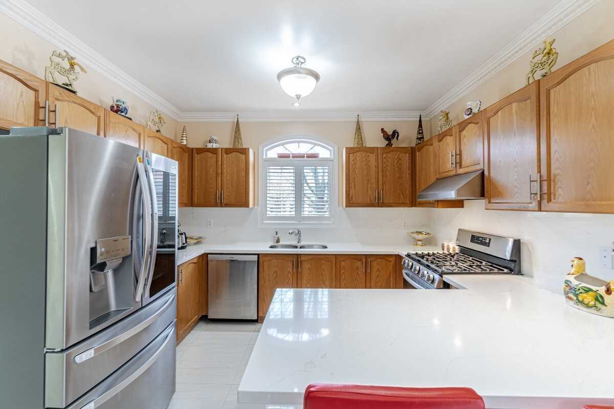 29 Long Meadow Rd