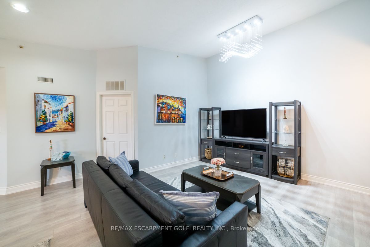 Listing W6051820 - Large Photo # 7