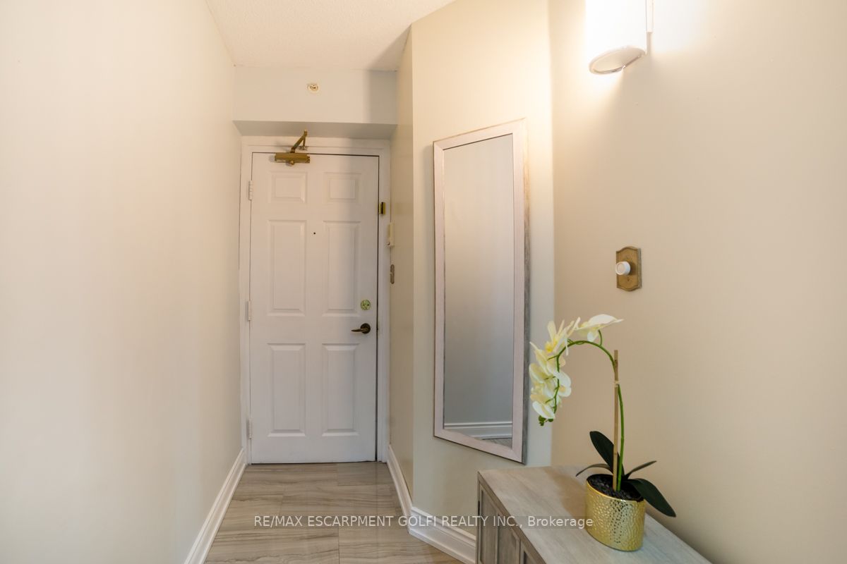 Listing W6051820 - Large Photo # 5