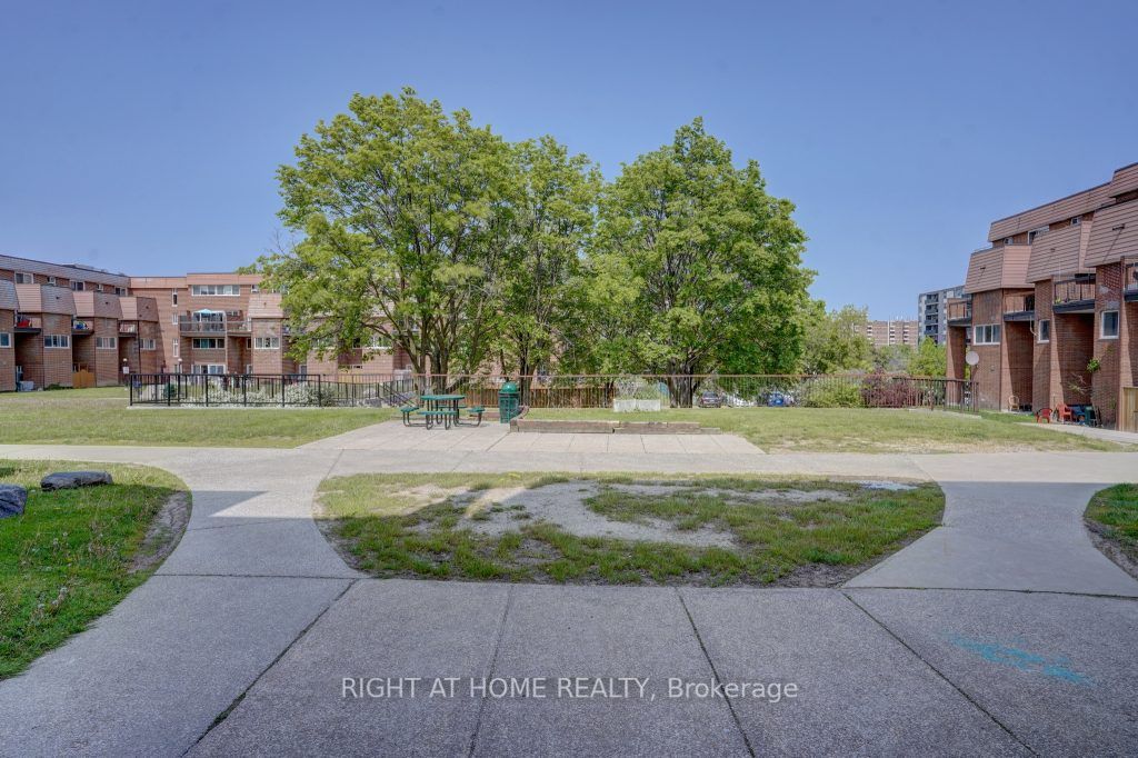 Listing W6051836 - Large Photo # 24