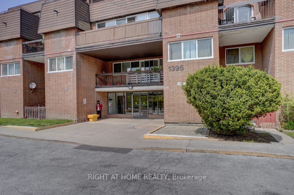 Listing W6051836 - Large Photo # 2