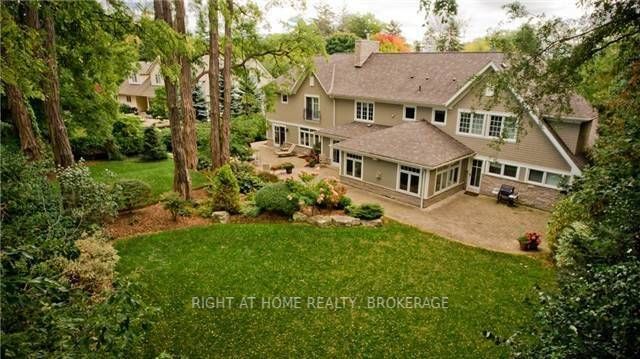 1267 Cambridge Dr