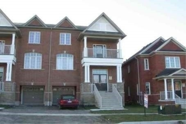 4640 Sandford Farm Dr, Mississauga
