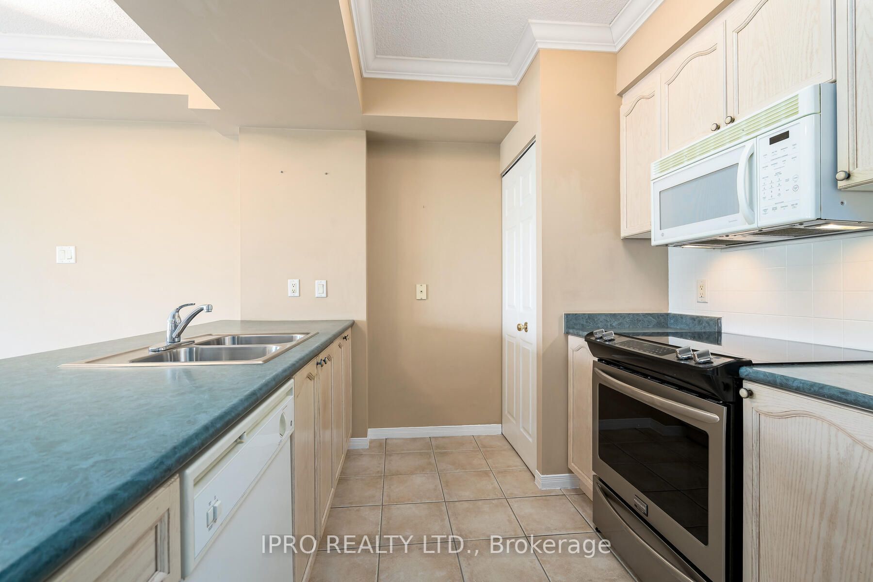 Listing W6052056 - Large Photo # 10