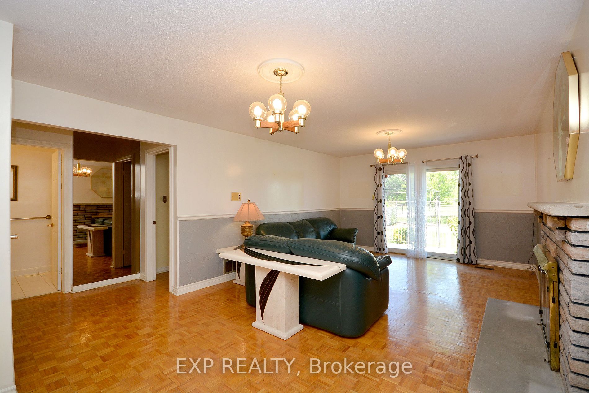 2441 Cashmere Ave