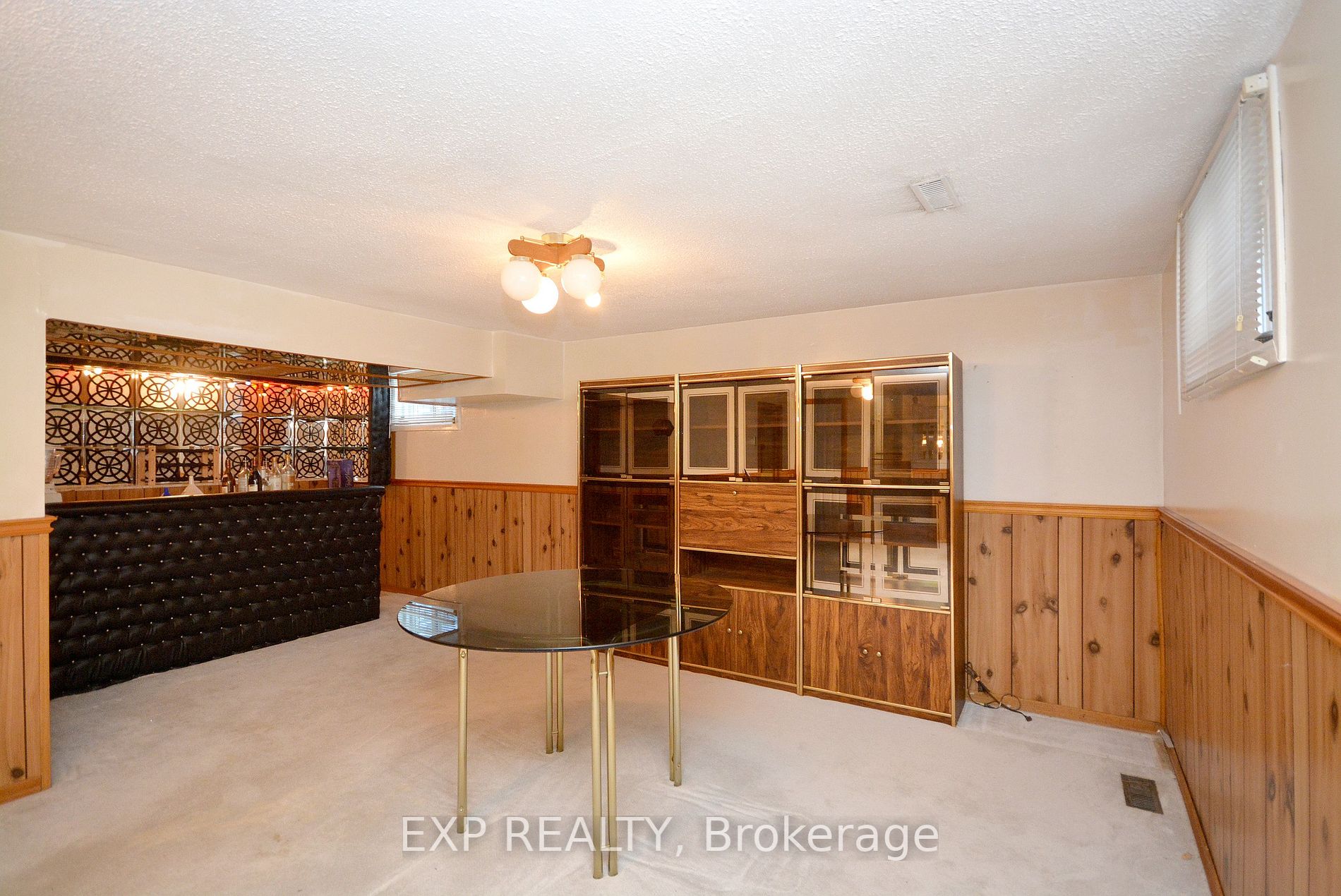 2441 Cashmere Ave