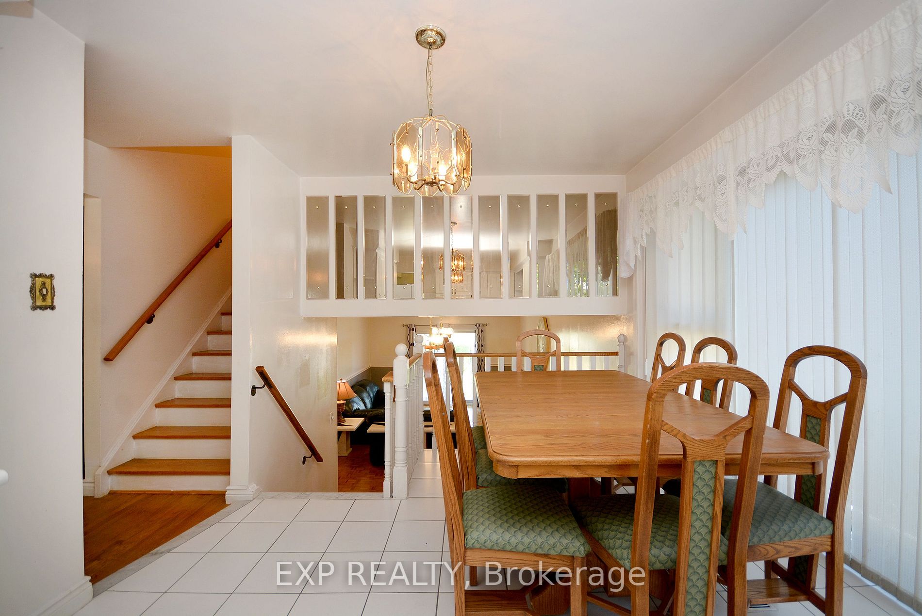 2441 Cashmere Ave