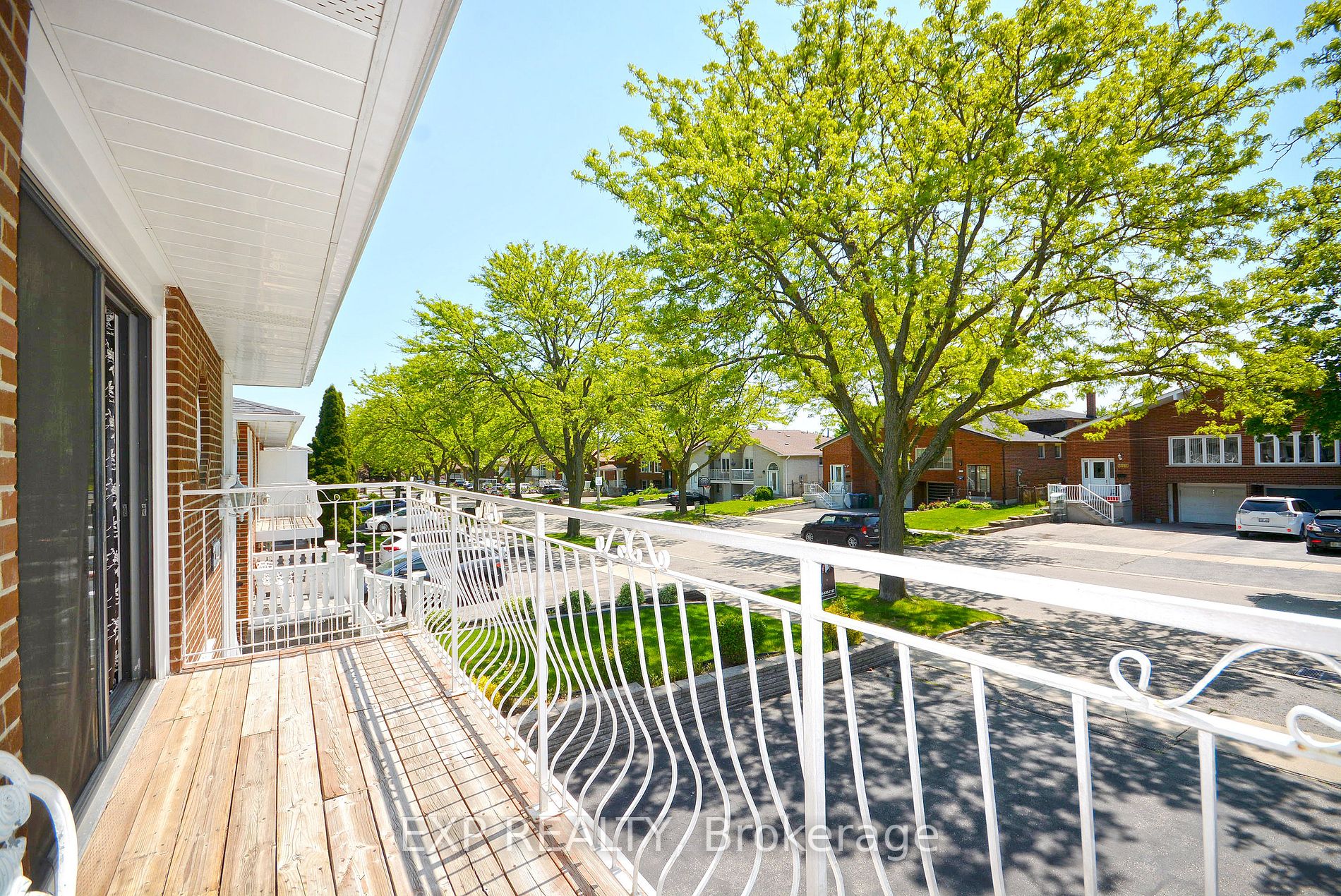 2441 Cashmere Ave
