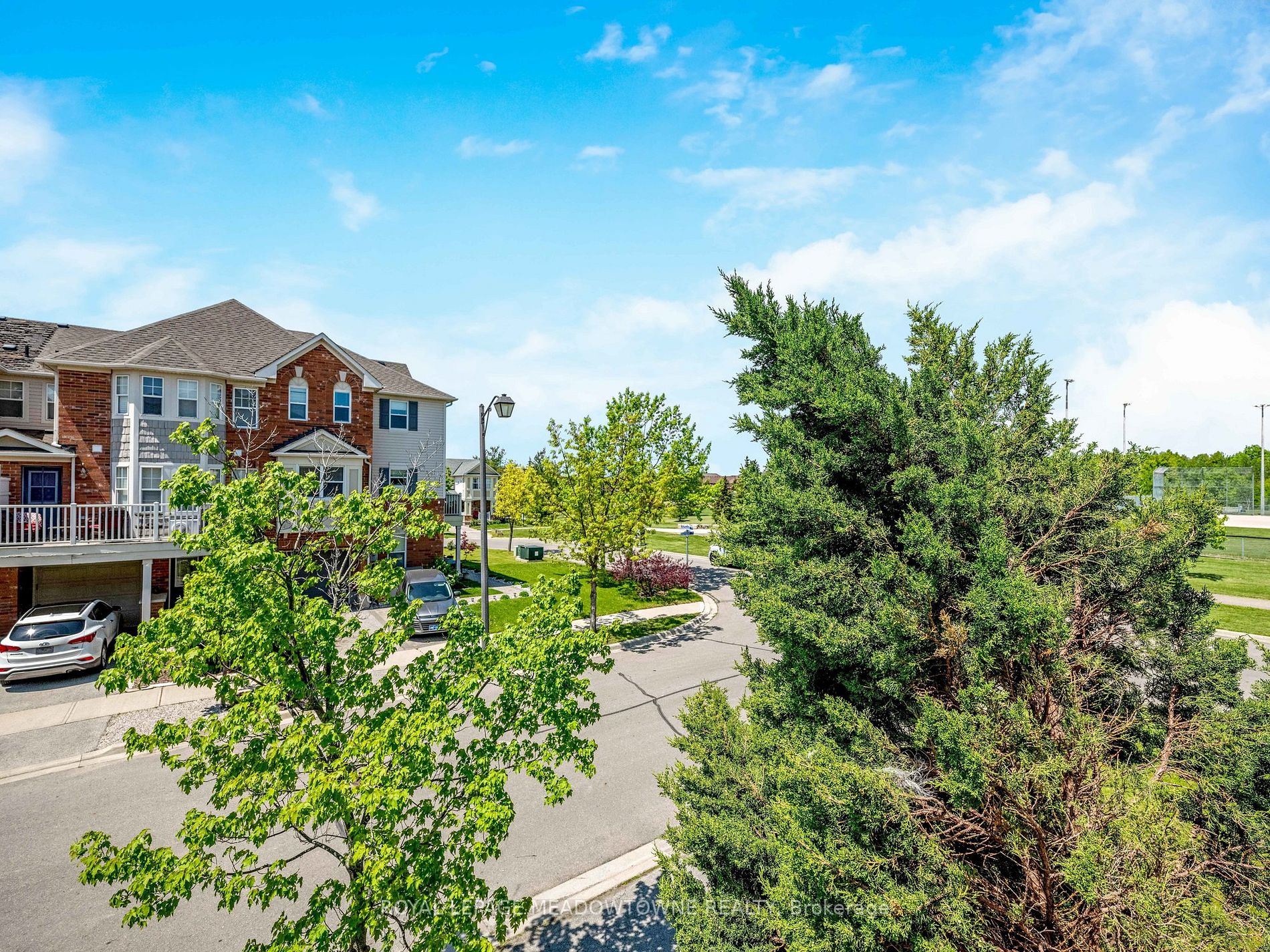 1186 Barnard Dr